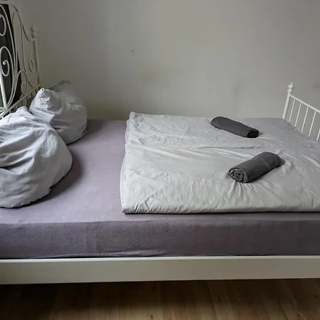 Nestoasewhv Ruhige City-ferienwohnung Apartmán *